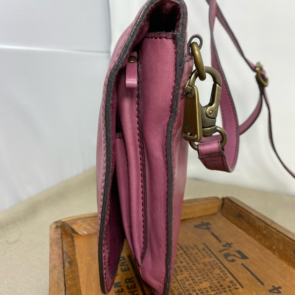 Fossil Flap Turnlock Crossbody In Raspberry - image 4